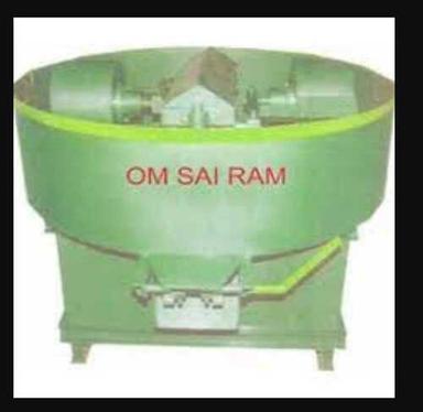 Green Pan Concrete Mixer For Concrete Mixing, Semi Automatic Grade, 250 Kg Per Batch