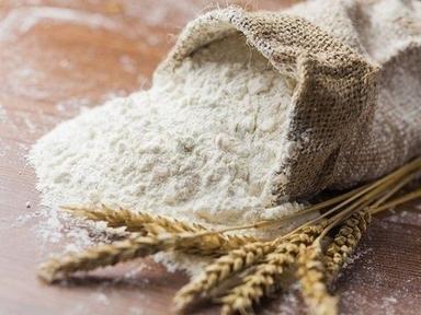 1 Kilogram Packaging Size White Pure And Natural Blended Wheat Flour  Pack Size: 5Kg