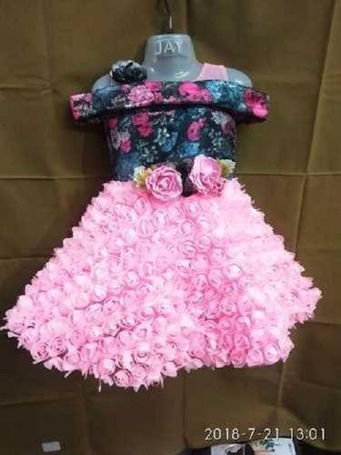 Kids Party Wear Comfortable Fashionable Beautiful Designer Pink Frocks  Decoration Material: Ribbons