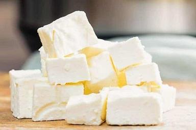 Dried Whole Milk Healthy And Fresh Hygienically Processed Good Source Of Proteins White Paneer