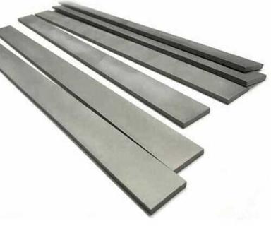Mild Steel Flat Bar For Construction Industry, Rectangular Shape, Grey Color Size: As Per Customer
