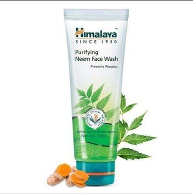 Hard Wood Purifying Neem With Pimple-Free Smooth Texture Herbal Himalaya Face Wash