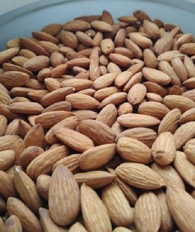 Brown Highly Nutritious Rich In Anti Oxidant Chemical Free Hygienically Packed Almonds 