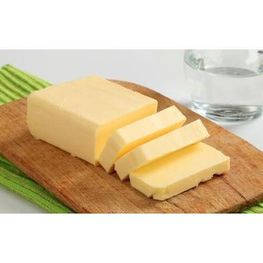 कैल्शियम से भरपूर, विटामिन 100% प्राकृतिक और स्वस्थ फुल क्रीम पीला मूल मक्खन आयु समूह: वयस्क 