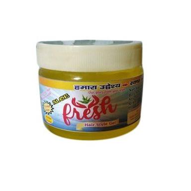 White Easy To Apply Alcohol-Free Alo Vera Hair Gel For Styling Curly And Wavy Hair