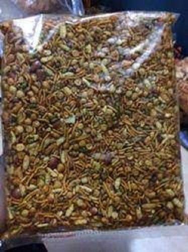 Mouth Watering Spicy Delicious Crispy And Crunchy Mixture Namkeen Carbohydrate: 22.6 Grams (G)