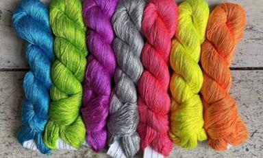 Strong Light Weight And Good Elasticity Silk Multicolor Soft Knitting Yarn 
