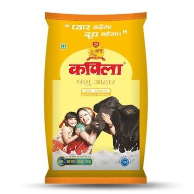 Chemical Free And Hygienically Processed Fresh Kapila Cattle Feed Application: Water
