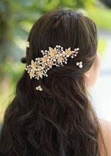 Cream Ladies Fashionable And Stylish Elegant Look Artificial Hair Clip