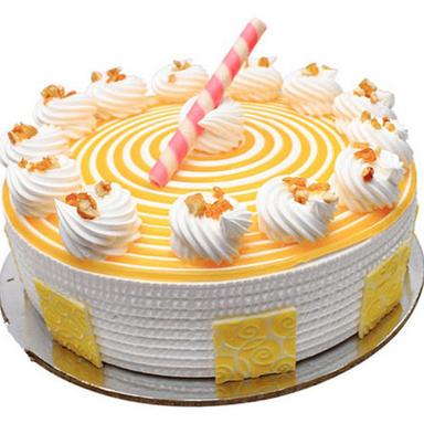 Creamy Hygienic Prepared Mouthwatering Sweet Taste Vanilla And Butterscotch Cake 