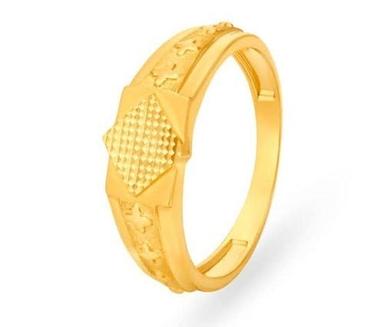 Yellow Beautiful Skin Friendly Attractive Design Gorgeous Lightweight Bright Gold Ring