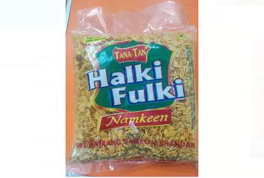 Pack Of 1 Kg Tasty And Spicy Besan Food Grade Halki Fulki Namkeen Fat: 2 Percentage ( % )