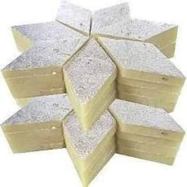 Pack Ok 1 Kg Sweet And Delicious Taste Diamond Shape Pure Fresh Kaju Katli Carbohydrate: 4.8 Grams (G)