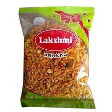 Hygienically Packed Mouth Watering Spicy Delicious Yellow Mixture Namkeen