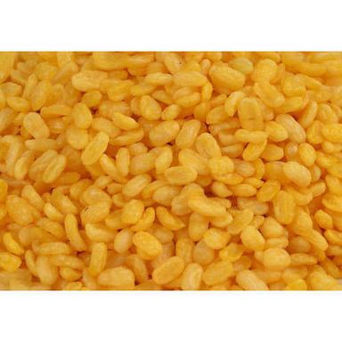 High In Vegetarian Protein Delicious Tasty Crispy And Crunchy Moong Dal Namkeen Shelf Life: 4-5 Months