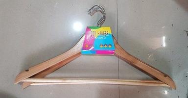 Various Colors Are Available Wooden Hanger With High Weight Bearing Capacity And Steel Hook