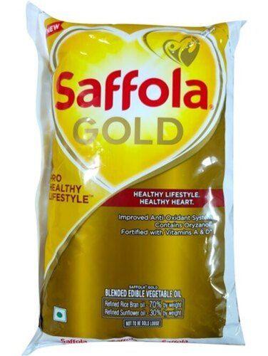 Blend Of Rice Bran & Sunflower Oil Nutrition Saffola Gold Refined Oil,1 Liter Application: Home