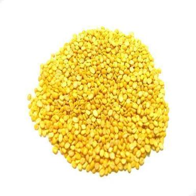 Rich In Fiber And Carbohydrate Naturally Grown Yellow Moong Mogar Dal Crop Year: 6 Months