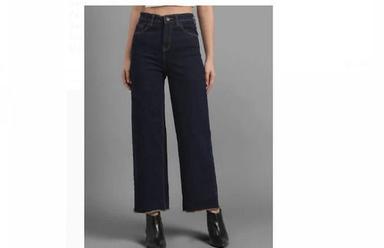 Blue Comfortable And Washable Plain Pattern Regular Fit Denim Jeans For Ladies