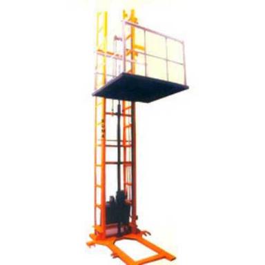 Material Handling Elevator For Factories, 1-2 Ton Capacity, Yellow Color