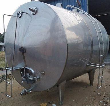 Horizontal Stainless Steel Milk Silo With 10000-12000 Litres Application: Hospital