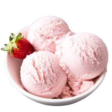 स्वादिष्ट और मीठा मुंह पिघलने वाली क्रीमी यम्मी पिंक स्ट्रॉबेरी आइसक्रीम- लाइट इन वेट 