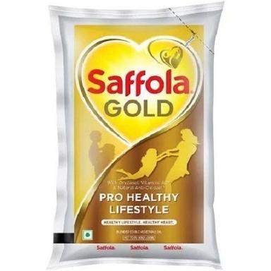 1 Liter Pack Size Food Grade Low Cholesterol Saffola Gold Vegetable Oil