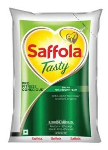 Pack Of 1 Liter Pure And Natural High In Protein Saffola Cooking Oil 