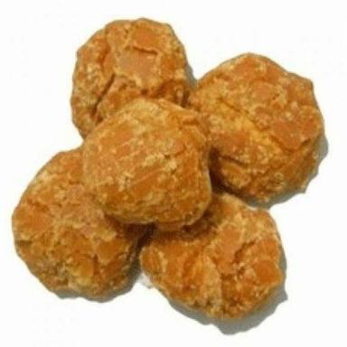 Hygienically Prepared Rich In Minerals Natural Jaggery Fineness (%): 92%