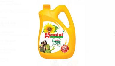 Dark Yellow 5 Litre Natural And Pure Food Grade Edible 99% Purity Sunflower Oil
