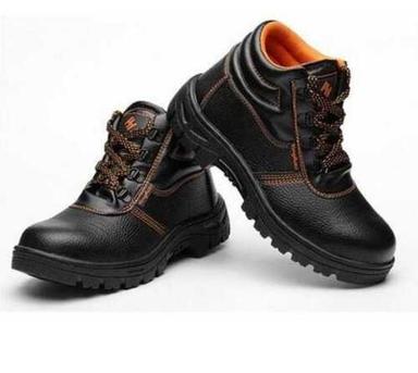 Synthetic Leather Safety Shoes, Upto 120 C, Laces Closure, Heat Resistance