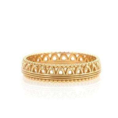 Designer Tiara Plain Gold Band Ring