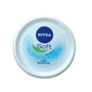 Uv Blocking Nivea Moisturizer Cream For Fast-Absorbing Composition Keeps Skin Healthy And Pleasant