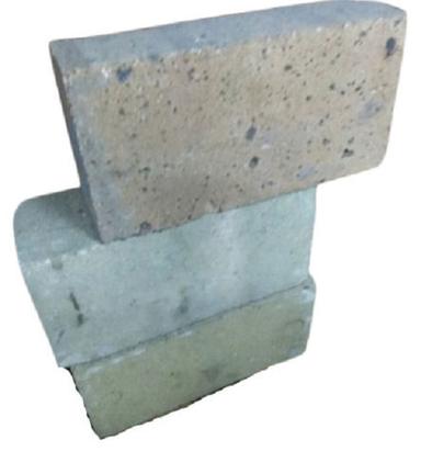 Gray 3 Inch Thick Rectangular Solid And Stock Clay Brick For Exterior And Interior Use