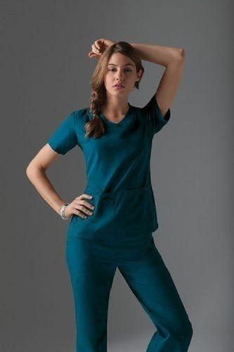 Ladies Plain Dyed Short Sleeve V Neck Cotton Hospital Ot Scrub Suits