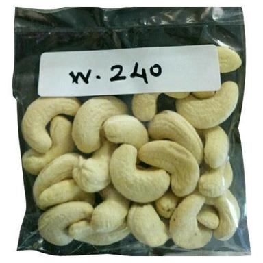 Cahew Nut W240 With 6 Months Shelf Life