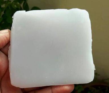 White Skin-Friendly Herbal Shea Butter Goat Milk And Glycerin Soap Base