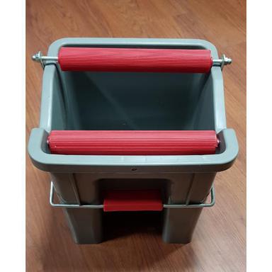 Durable Plastic MOP Bucket for Housekeeping