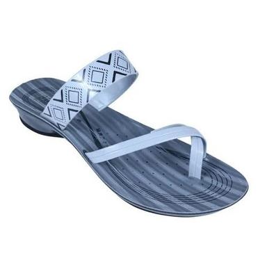 Grey Fashionable And Comfortable Polyurethane Sole Slip On Type Flat Sandal For Ladies