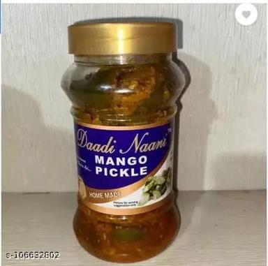 1 Year Shelf Life Salty And Sour Mango Pickle Served With Dinner