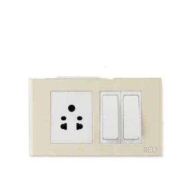 White 6 X 4 Inch 220 Voltage 10 Ampere 50 Hertz Ip55 Protection Electrical Switch Boards