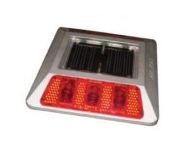 Silver 125X125X22 Mm Rectangular Aluminum And Polycarbonate Solar Road Safety Stud