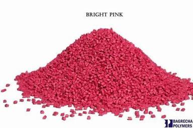 Crystal Ball Plastic Bright Pink Masterbatch Granules For Plastic Industry