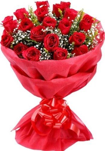 Plastic Light Weight And Handicraft Artificial Red Rose Flower Bouquet For Gift