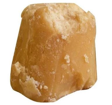 1 Kg Sweet Natural Jaggery For Improving Digestion Fineness (%): 99%