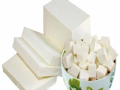 White 1Kg Natural Protein And Fat Raw Processing Milk Fresh Healthy Paneer