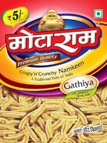 Premium Quality Crispy And Crunchy Traditional Taste Besan Gathiya Namkeen Carbohydrate: 14 Grams (G)
