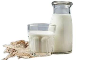 Fresh Pure White Hygienically Packed Cow Milk Age Group: Children
