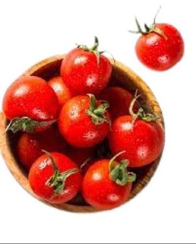 Farm Fresh Round Shape Red Tomato  Preserving Compound: Dry Place