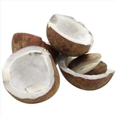  भूरे रंग की सामान्य रूप से खेती की जाने वाली सूखे अखरोट की मिट्टी का नारियल कोपरा 